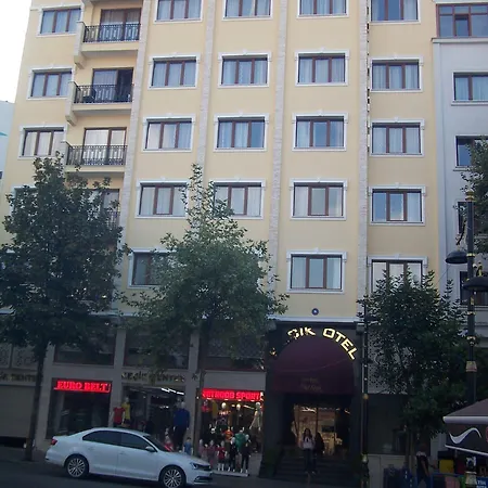 Kecik Restaurant Hotel 3*